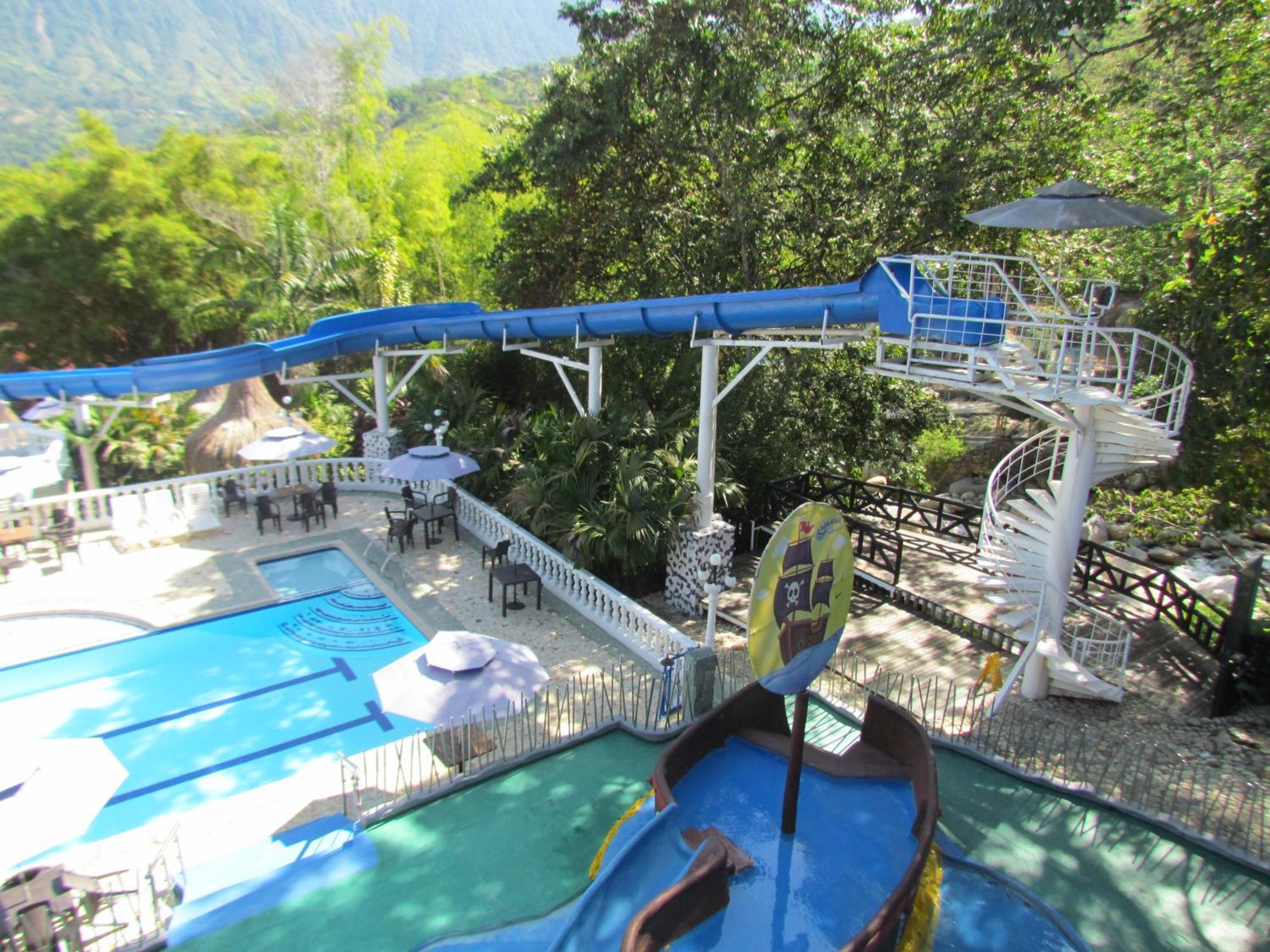 Hotel Aguatur Cocorná Buitenkant foto