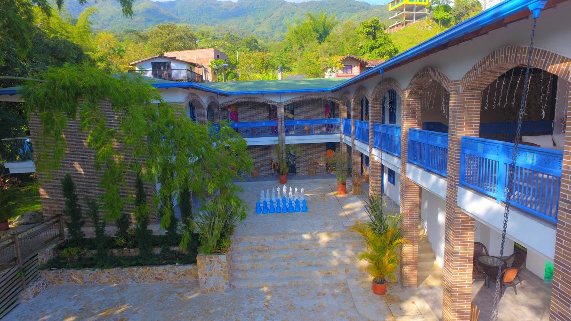 Hotel Aguatur Cocorná Buitenkant foto