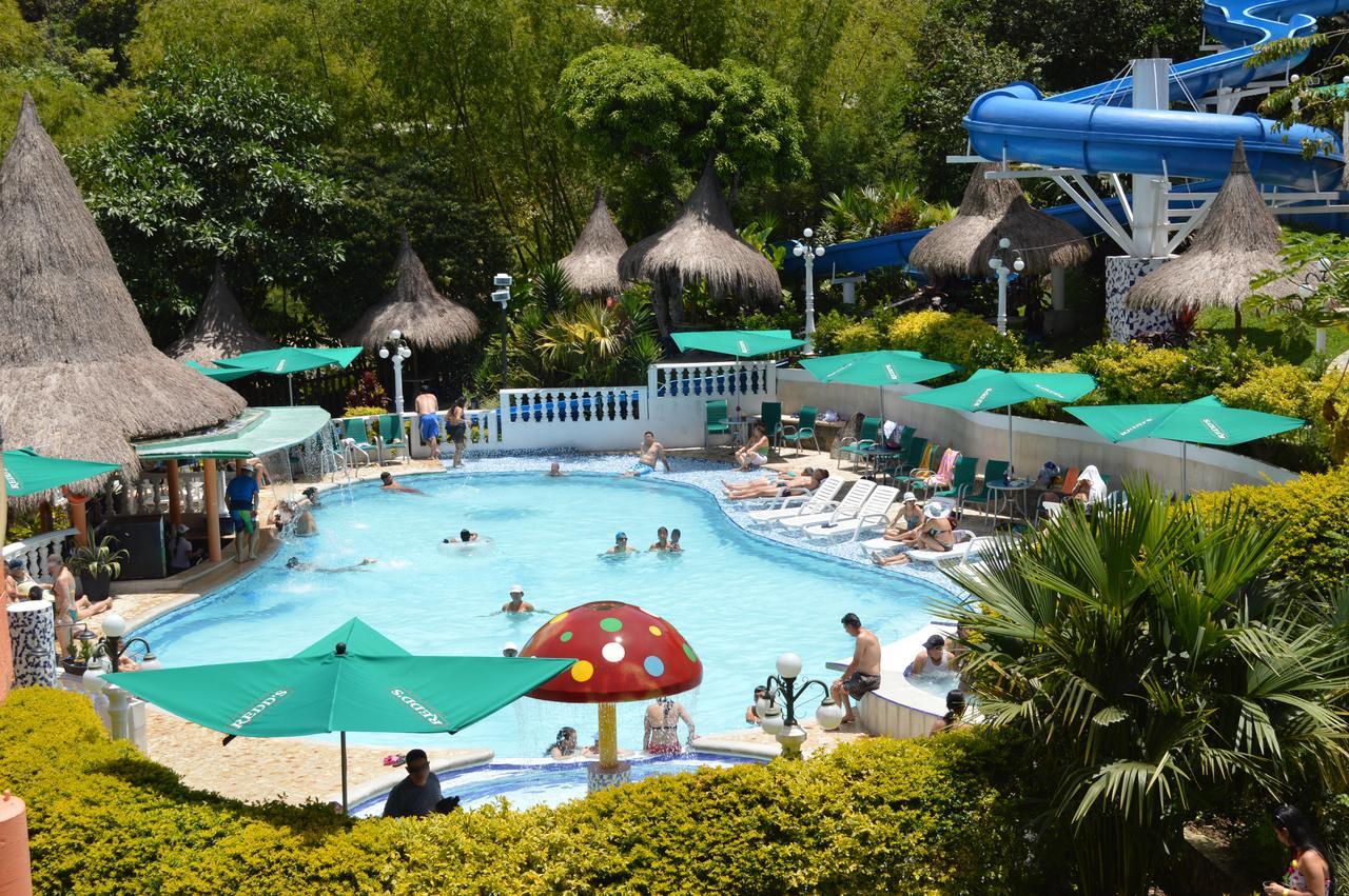 Hotel Aguatur Cocorná Buitenkant foto